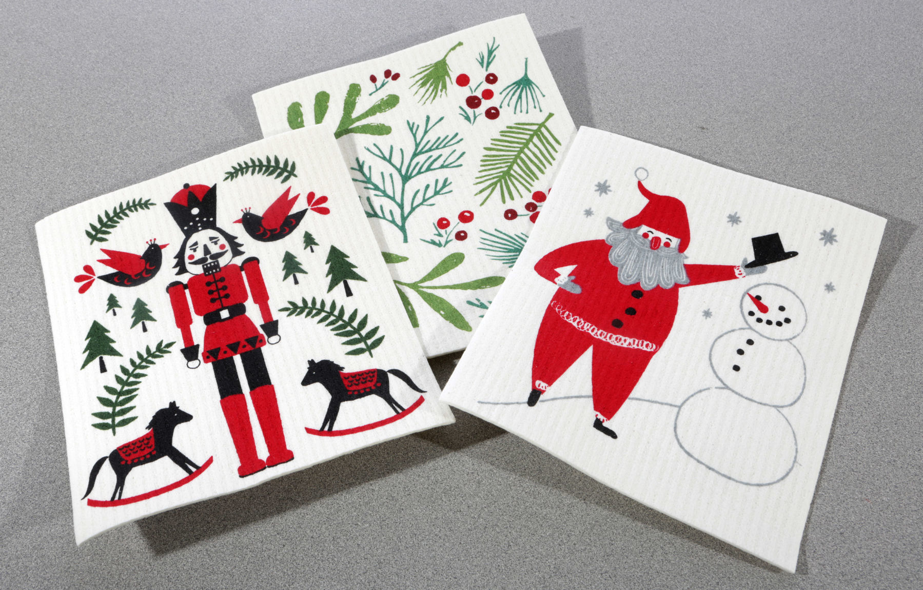 Holiday-themed dishcloths